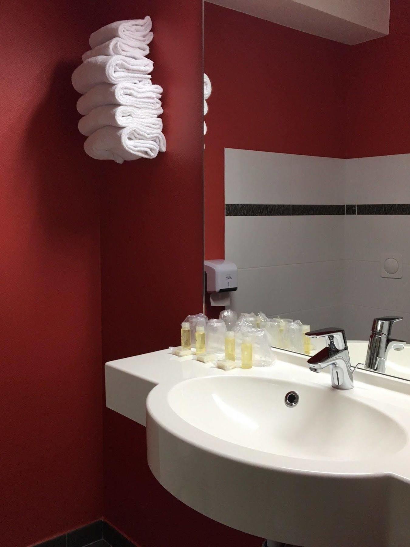 Ace Paris Roissy Hotel 3*